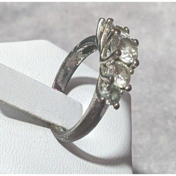 Glam Five Gem Silver Tone Fashion Ring Size 8 - Picture 3 of 14
